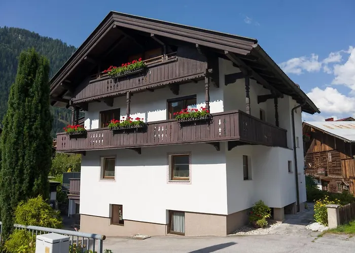 Alpenliving Apartment Mayrhofen