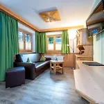 Alpenliving Apartament Mayrhofen